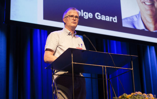 NY LANDSSTYRELEDER: Helge S. Gaard arbeider til daglig som prost i Karmøy og har blant annet vært misjonsprest for NMS på Madagaskar i til sammen 8 år.FOTO: Markus Plementas, KPK