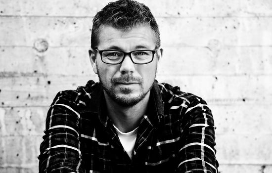 REFLEKSJONER: Alexis Lundh i Tro & Medier mener det er viktig at det i kristne settinger settes i gang prosesser og gode refleksjoner rundt etiske spørsmål som kommer opp i serier som NRKs Skam. FOTO: Tro & Medier