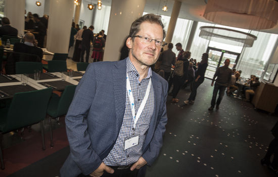OVERRASKET: Forsker Pål Ketil Botvar ved KIFO sier han er overrasket over hvor utbredt formidlingen av temaene rus og seksualitet er i kristne sammenhenger. FOTO: Markus Plementas, KPK