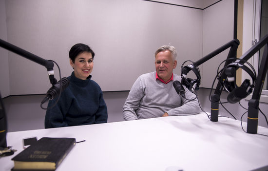 KRISTEN DAB-KANAL: Daglig leder Margrethe Tveit og redaktør Viggo Skagestad i radiokanalen