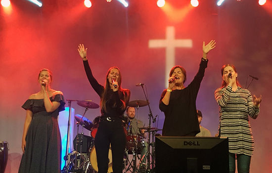 UNDERSKUDD: Lav oppslutning og økonomisk underskudd for arrangementet har ført til at Det Norske Baptistsamfunn har valgt å droppe sommerstevnet Blink fra neste år av. Bildet er fra Blink i 2017. FOTO: Roger Dahl, Baptistsamfunnet