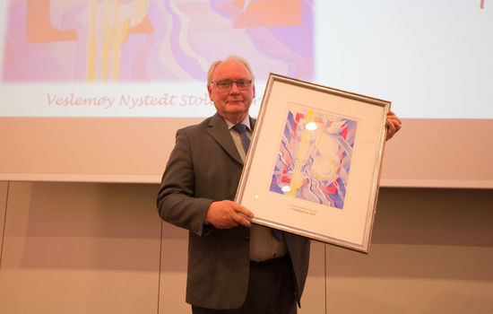 HEDRES: Kristne Friskolers Forbund hedrer Gjermund Andreas Høgh med friskoleprisen 2018 for hans innsats for de katolske skolene i Norge. FOTO: Ingunn Marie Ruud, KPK