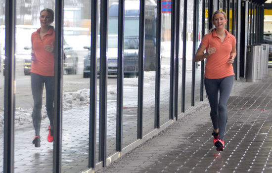 LANGT LØP: Informasjons- og innsamlingsleder Miriam Skagestad i Israelsmisjonen skal sammen med seks andre nordmenn delta i Tel Aviv maraton for å samle inn penger til misjonsvirksomheten. Foto: Stein Gudvangen, KPK.