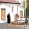 ØSTLIG: Hellige Trifons kloster ligger langt til skogs og i Skrukkelia i Hurdal og framstår som et stykke Russland på norsk jord. Foto: Stein Gudvangen, KPK.