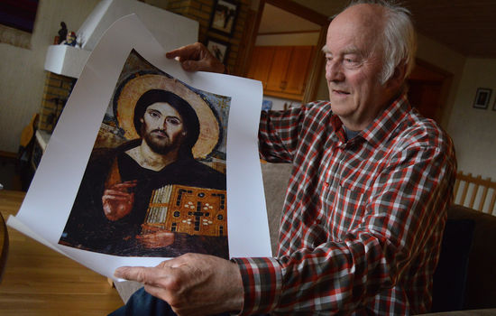 IKON: Jostein Andreassen mener det er klart at framstillingen av Jesus i kirkekunsten – som dette ikonet fra St. Katarinaklosteret i Sinai – ble påvirket av likkledet i Torino. Foto: Stein Gudvangen, KPK.