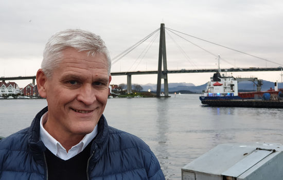 FRÅ NMS TIL SJØMANNSKYRKJA: Jeffrey Huseby går frå å vere generalsekretær i NMS til den same stillinga i Sjømanskyrkja. FOTO: Sjømannskirken